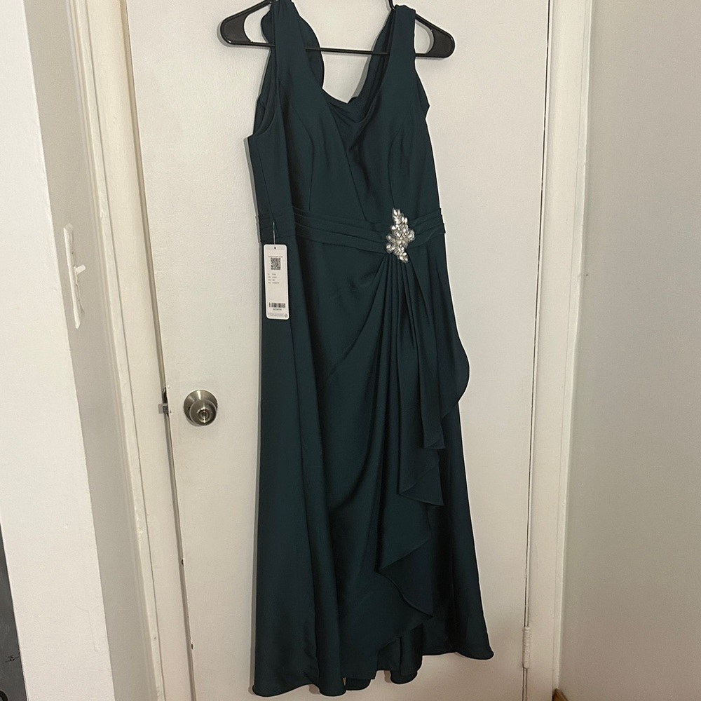 Elegant Teal Evening Dress azazie size 12 hemmed for 5ft person